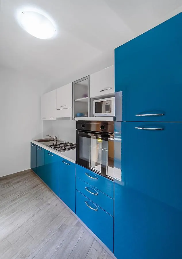 Le Logge 2: Cozy Studio Near Piazza Umberto I La Maddalena  Apartment La Maddalena (Sassari)